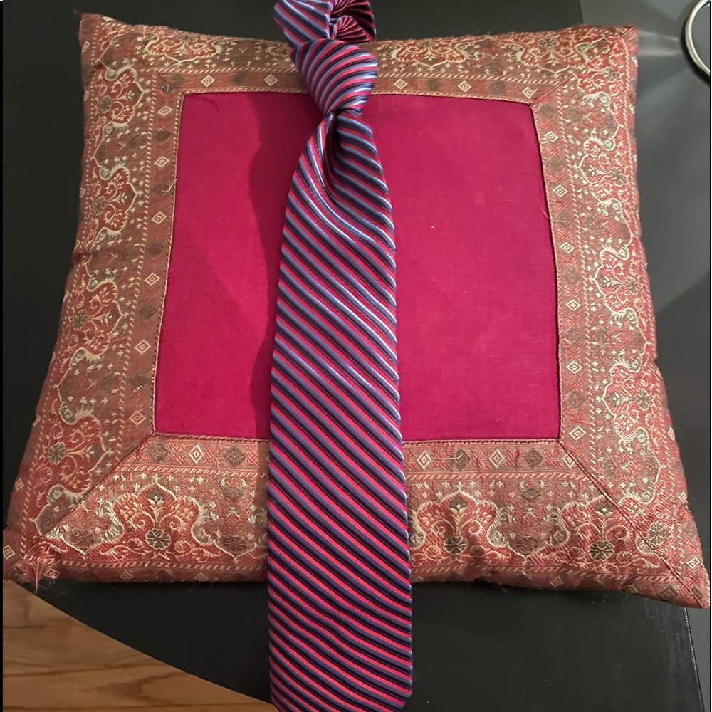 Hugo Boss Traditional Men’s Tie
